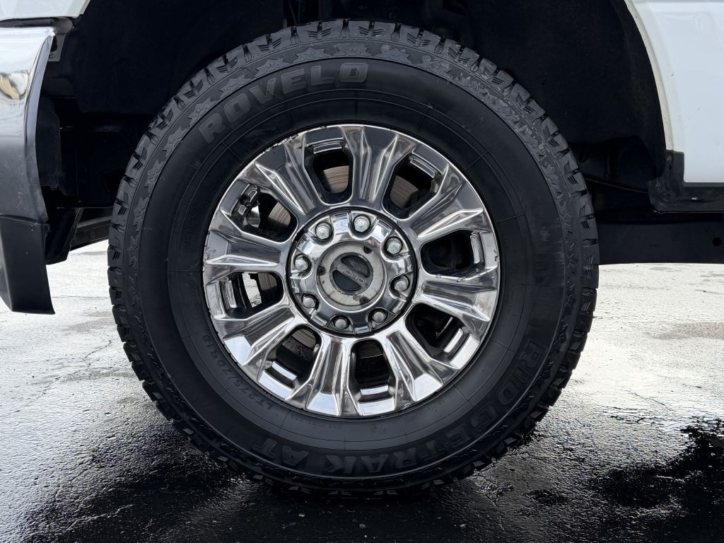 2017 Ford F-350 Image 32