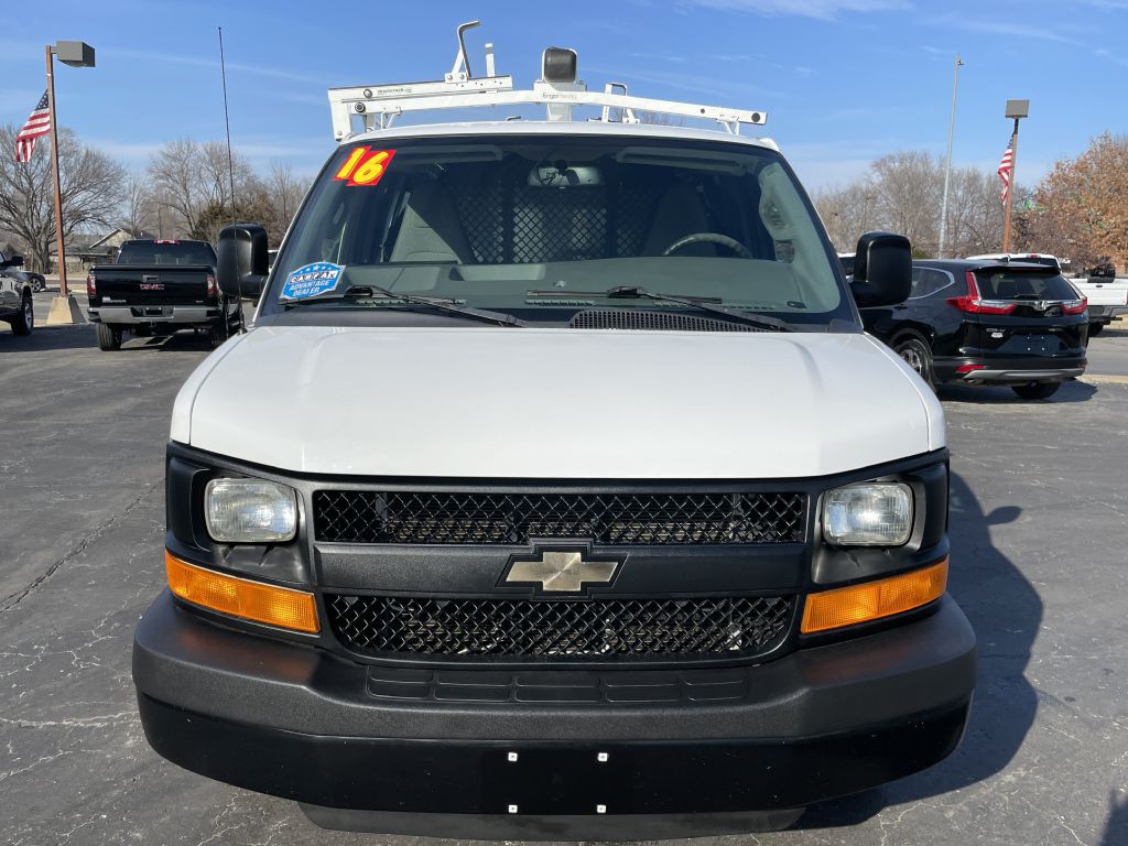 2016 Chevrolet Express Image 2