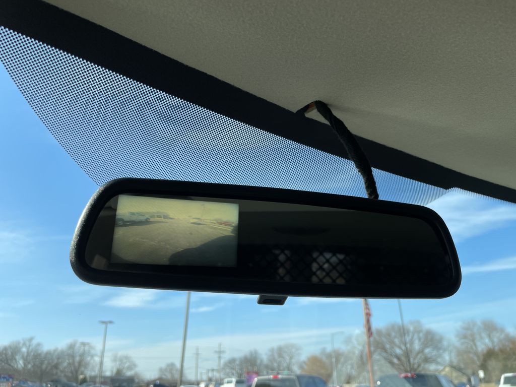 2016 Chevrolet Express Image 22