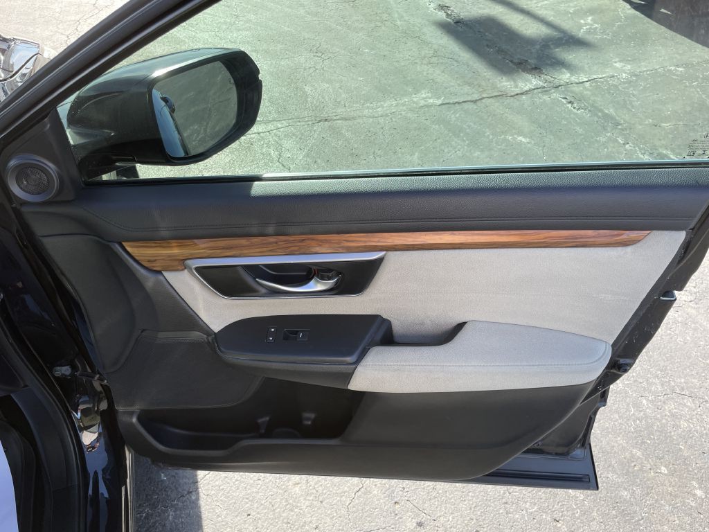 2017 Honda CR-V Image 12