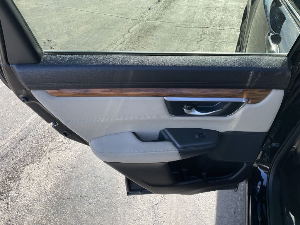 2017 Honda CR-V Image 16