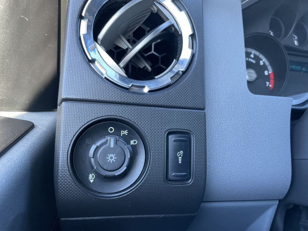 2016 Ford F-250 Image 21