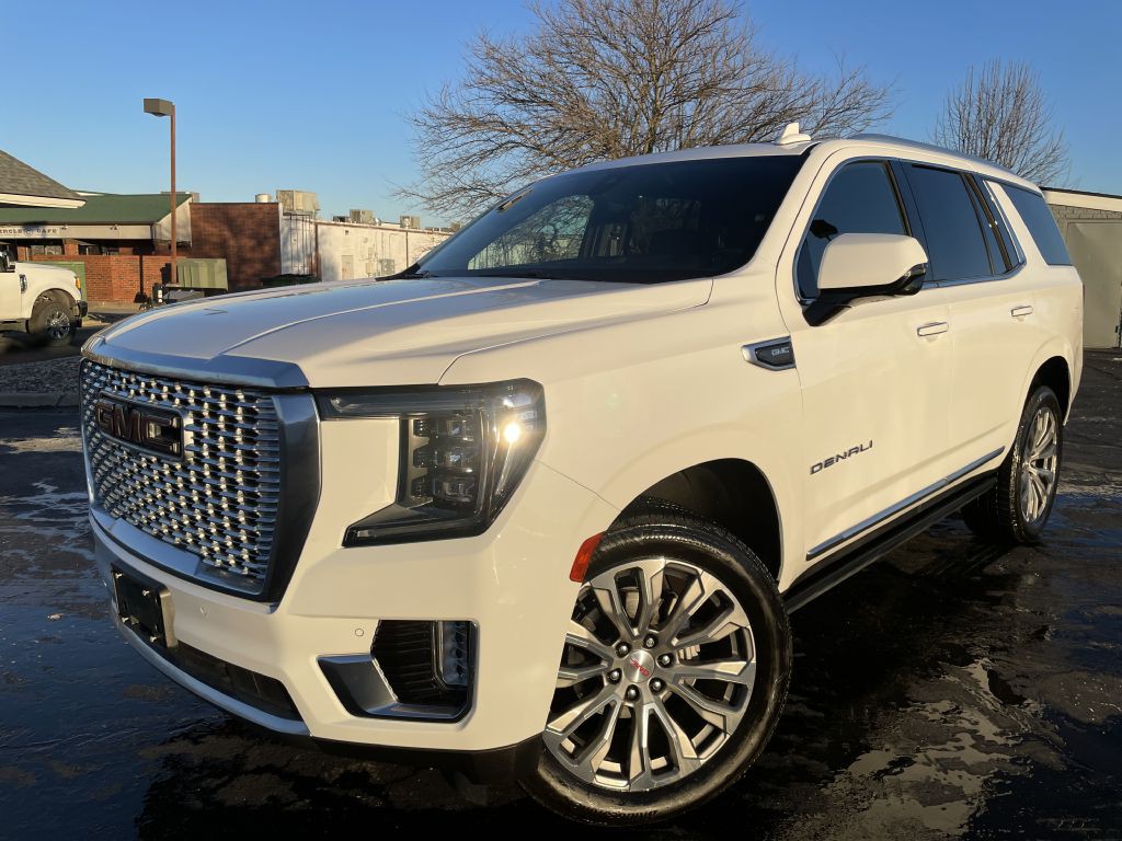 2021 GMC Yukon Image 3
