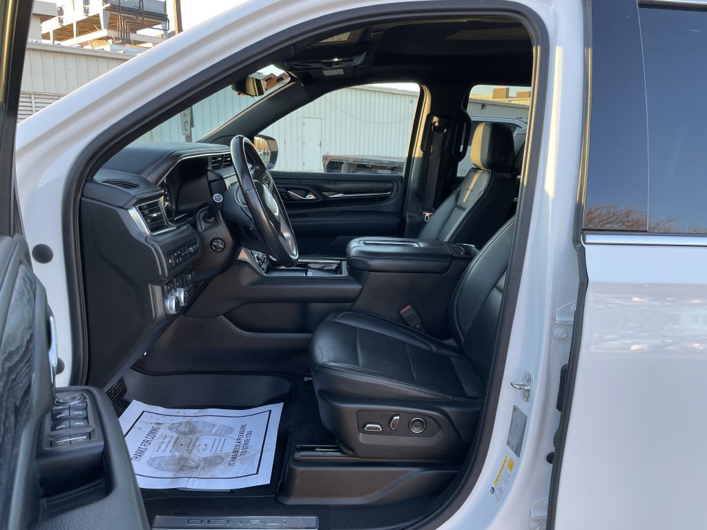 2021 GMC Yukon Image 12