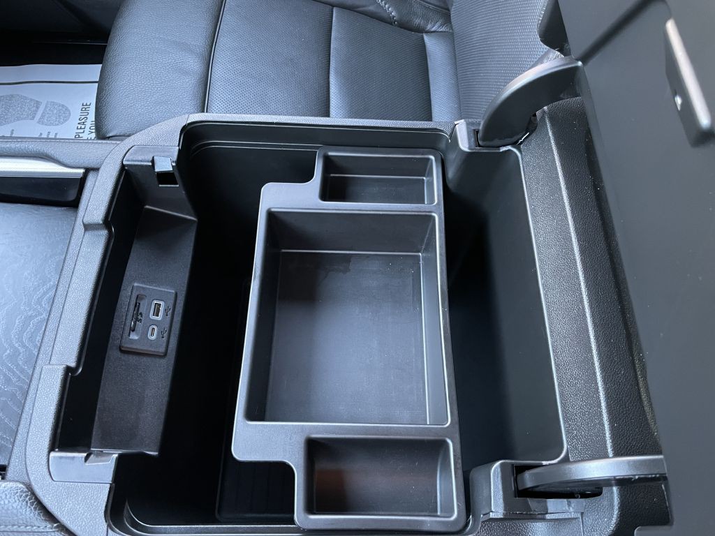 2021 GMC Yukon Image 24