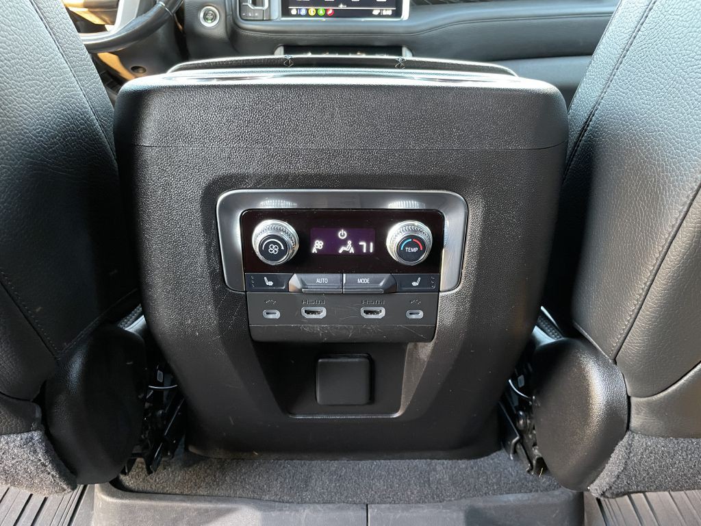 2021 GMC Yukon Image 30
