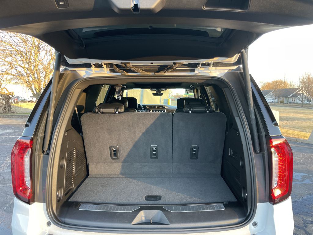2021 GMC Yukon Image 34