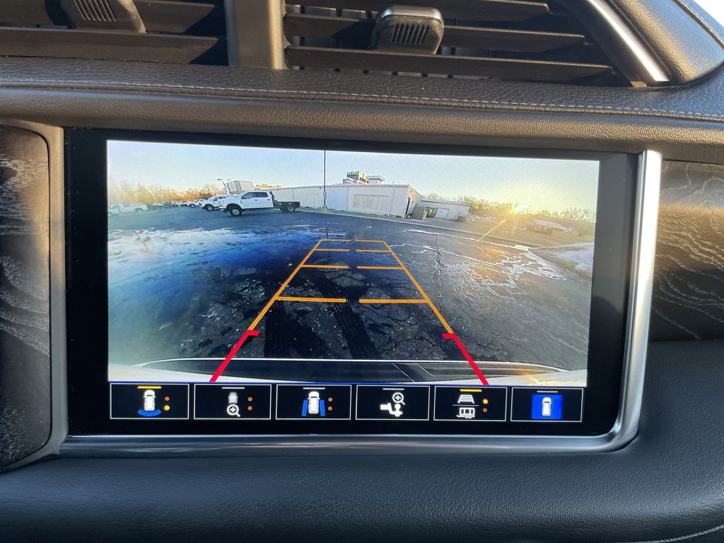 2021 GMC Yukon Image 36