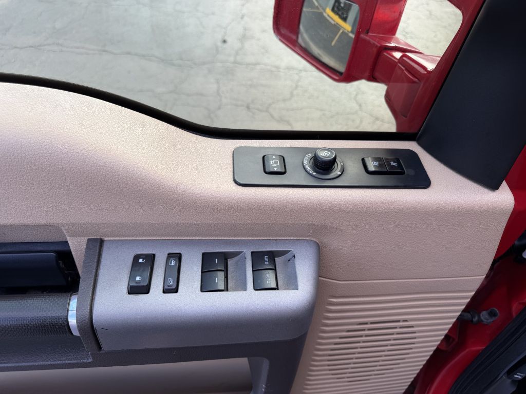 2015 Ford F-250 Image 10