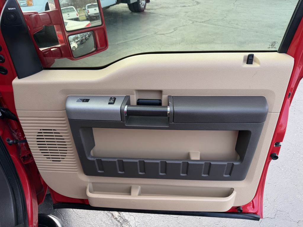 2015 Ford F-250 Image 12