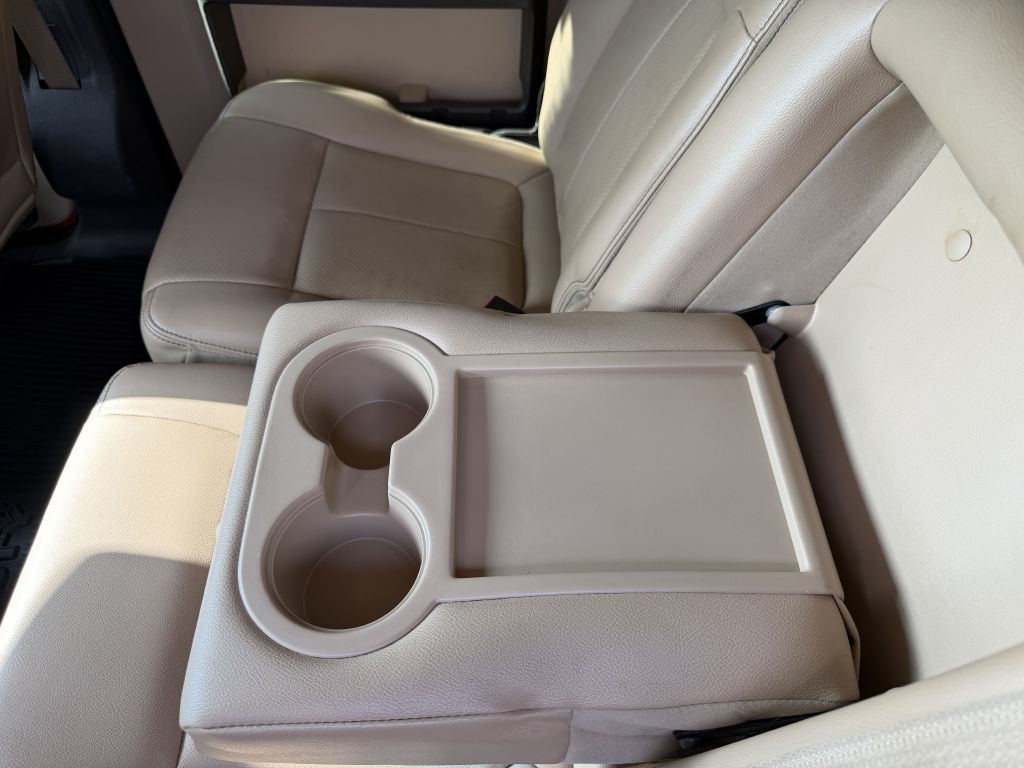 2015 Ford F-250 Image 31