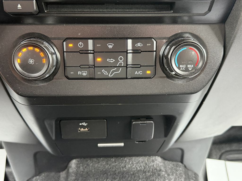 2018 Ford F-350 Image 21