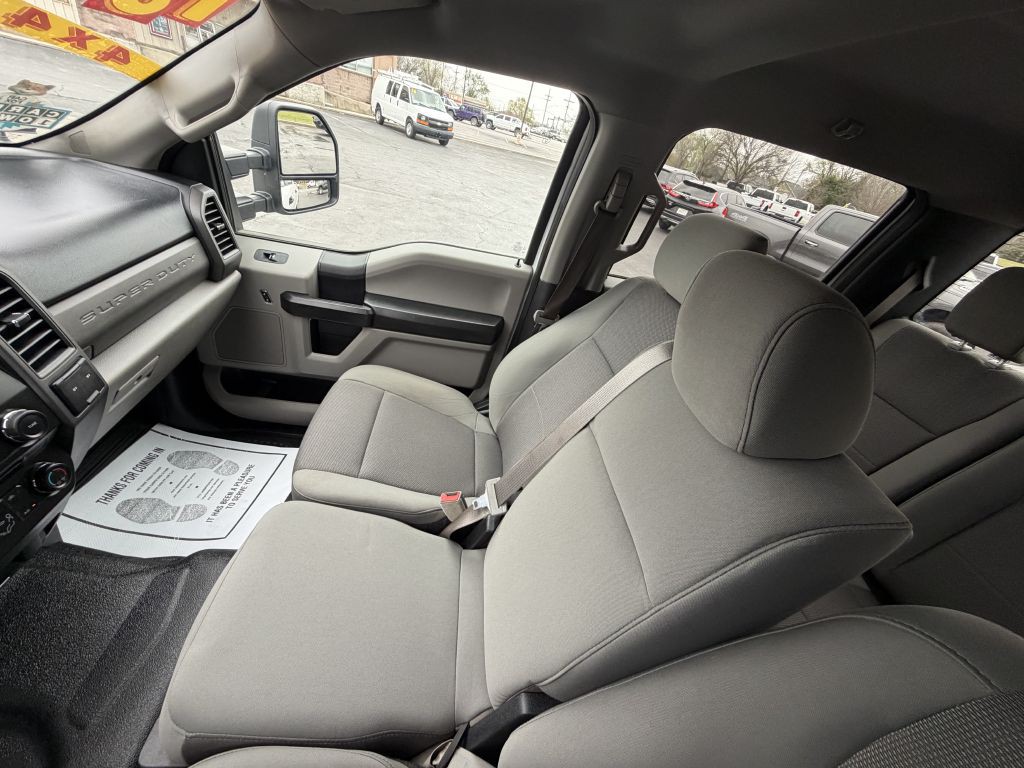 2018 Ford F-350 Image 25