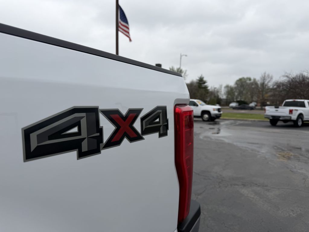2018 Ford F-350 Image 32