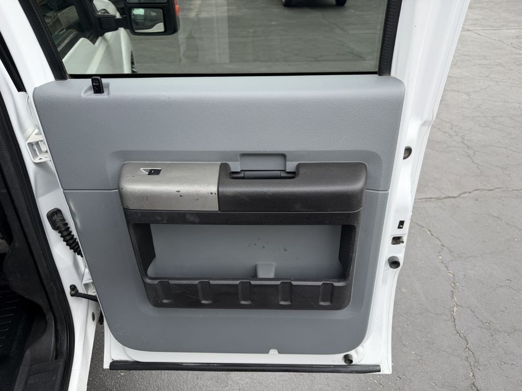 2016 Ford F-350 Image 13