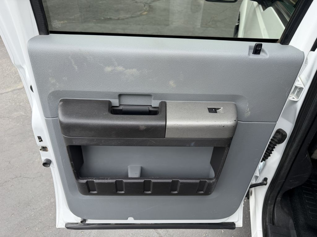 2016 Ford F-350 Image 15