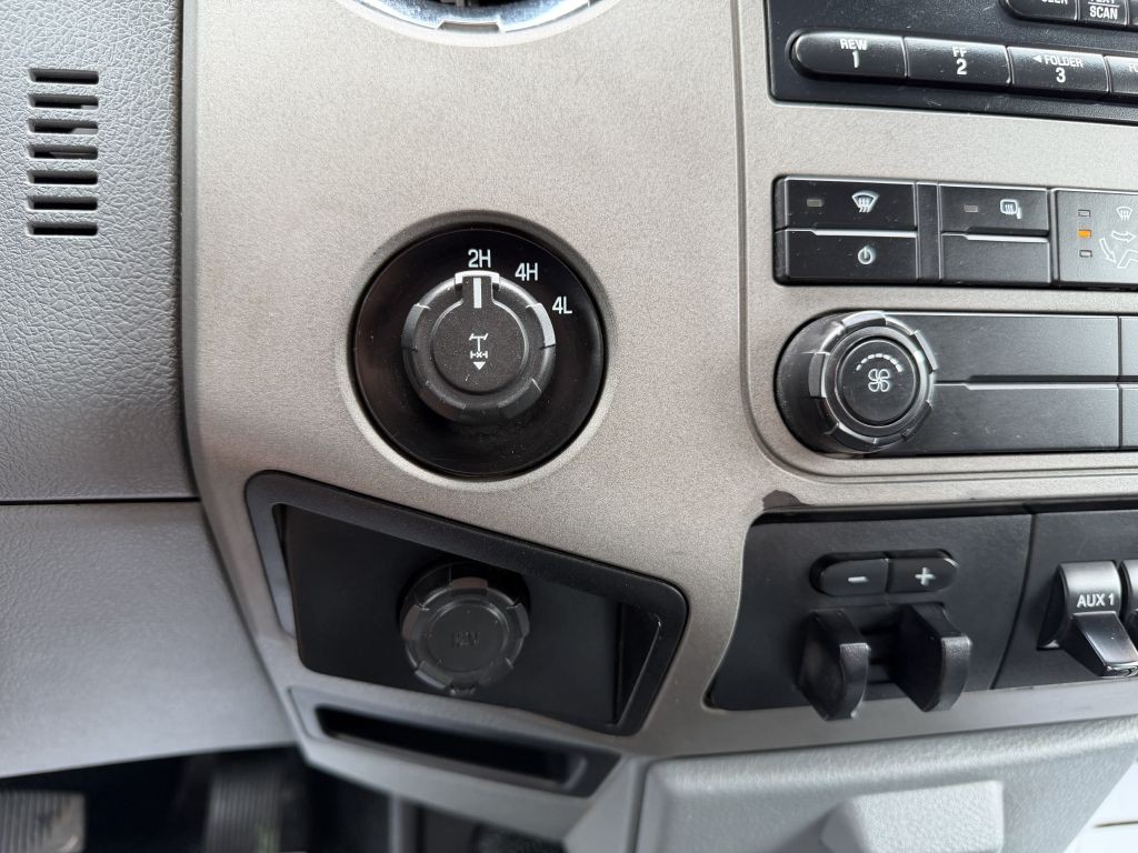 2016 Ford F-350 Image 18