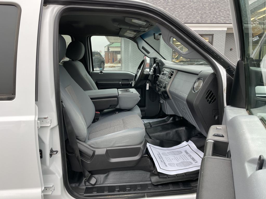 2012 Ford F-250 Image 12
