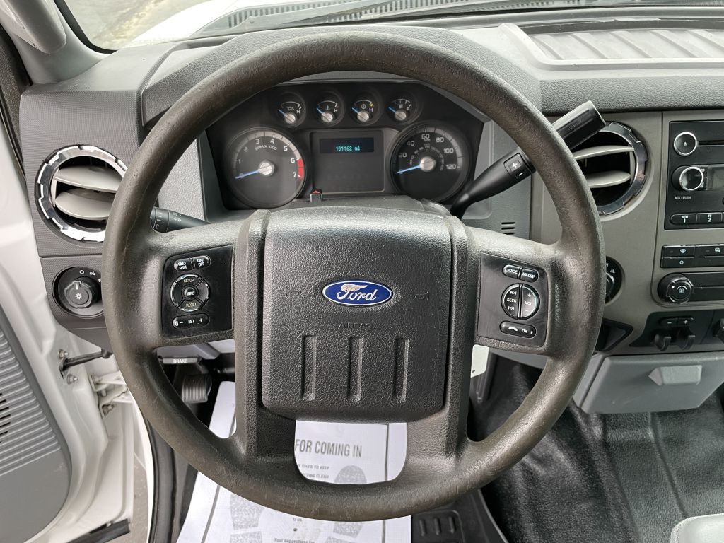 2012 Ford F-250 Image 24