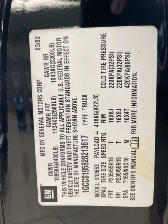 2002 Chevrolet S10 Image 12