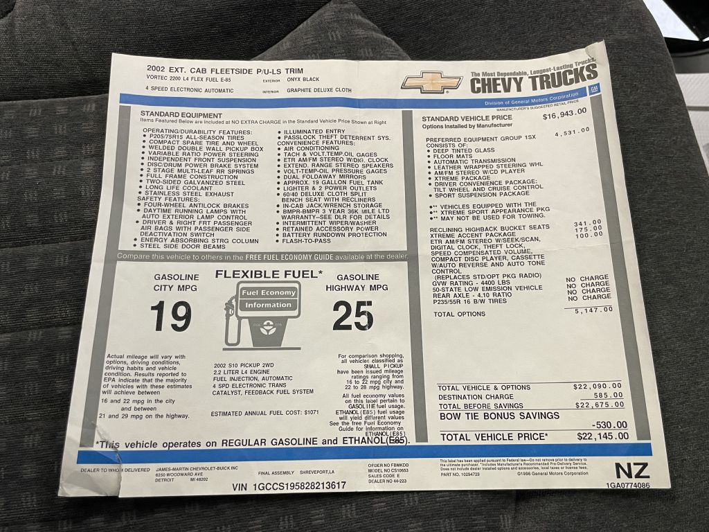 2002 Chevrolet S10 Image 32