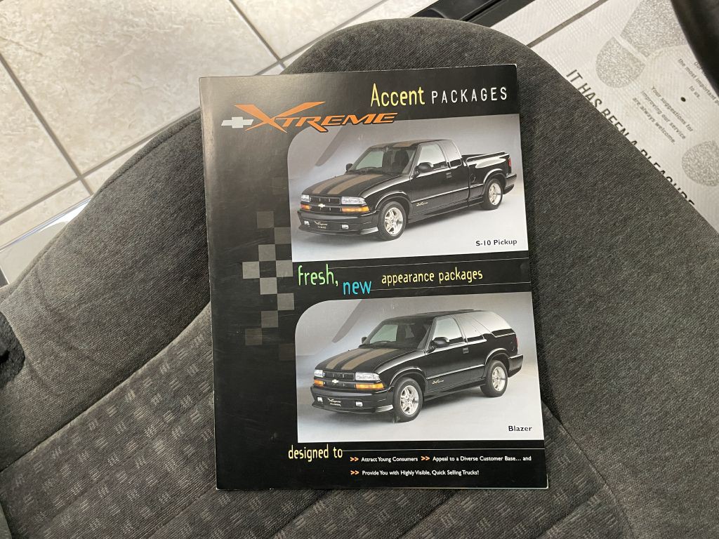 2002 Chevrolet S10 Image 34