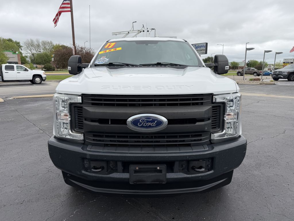 2017 Ford F-250 Image 2