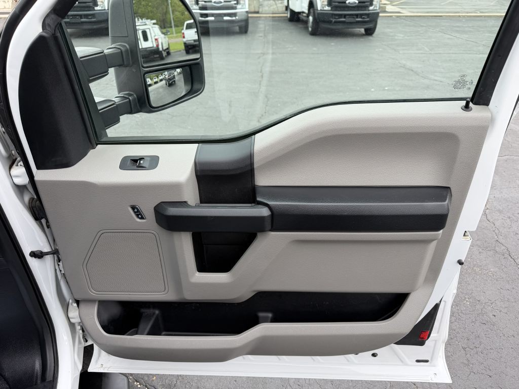 2017 Ford F-250 Image 13