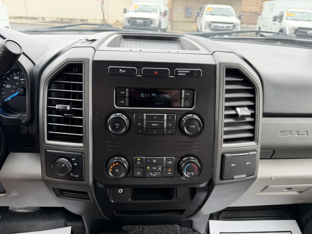 2017 Ford F-250 Image 17