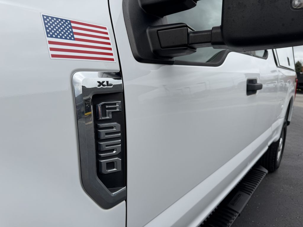 2017 Ford F-250 Image 41