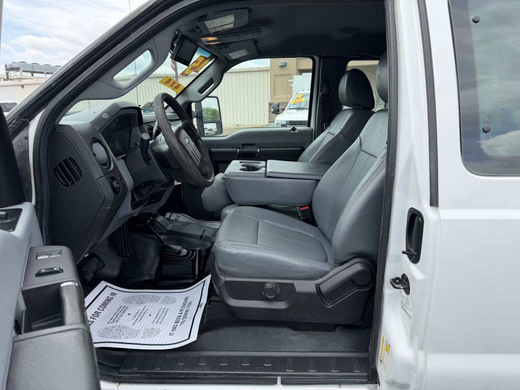 2015 Ford F-250 Image 10
