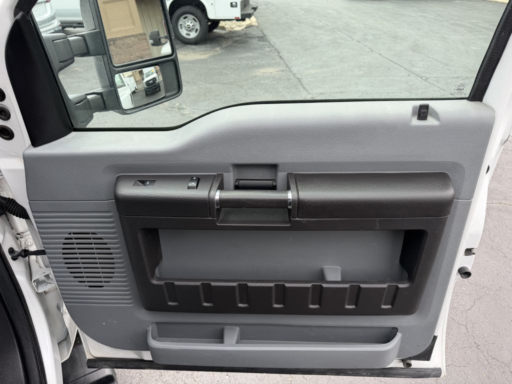 2015 Ford F-250 Image 13