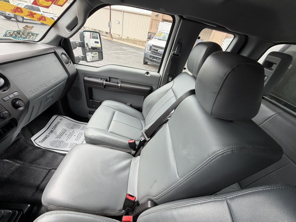 2015 Ford F-250 Image 22
