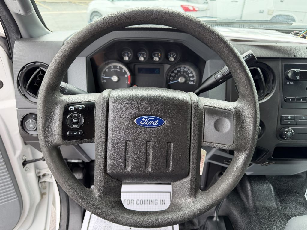 2015 Ford F-250 Image 25