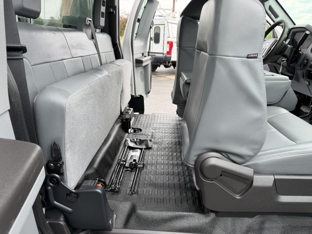 2015 Ford F-250 Image 27
