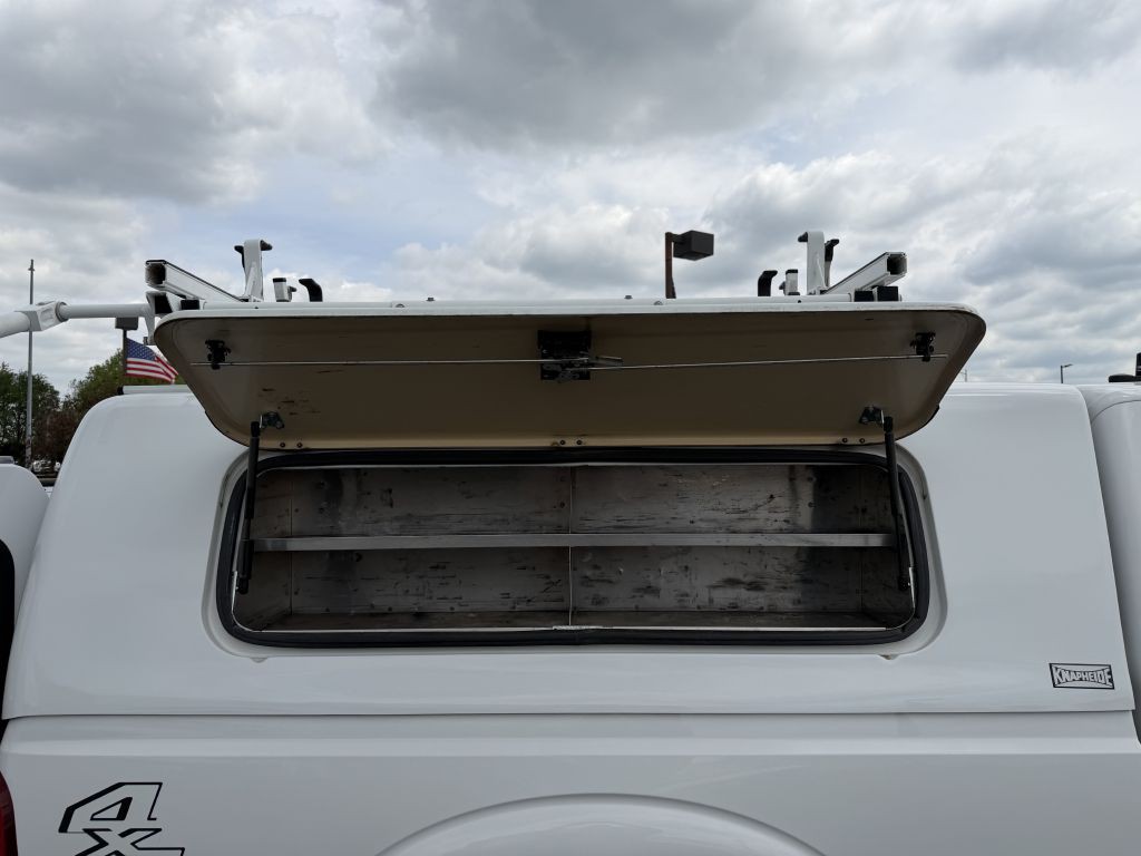 2015 Ford F-250 Image 28