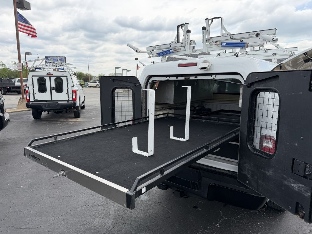 2015 Ford F-250 Image 31