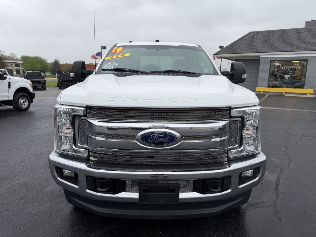 2019 Ford F-350 Image 2