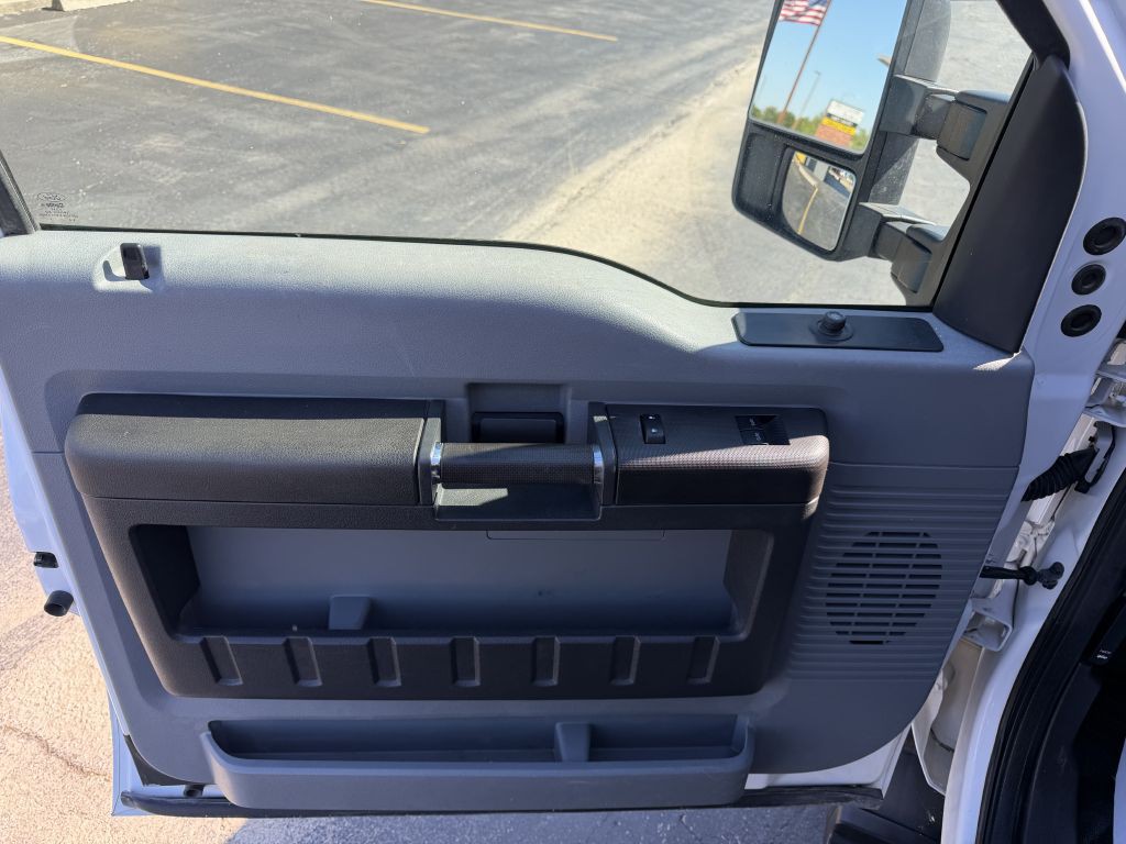 2016 Ford F-250 Image 9