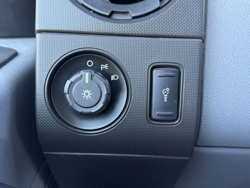 2016 Ford F-250 Image 24