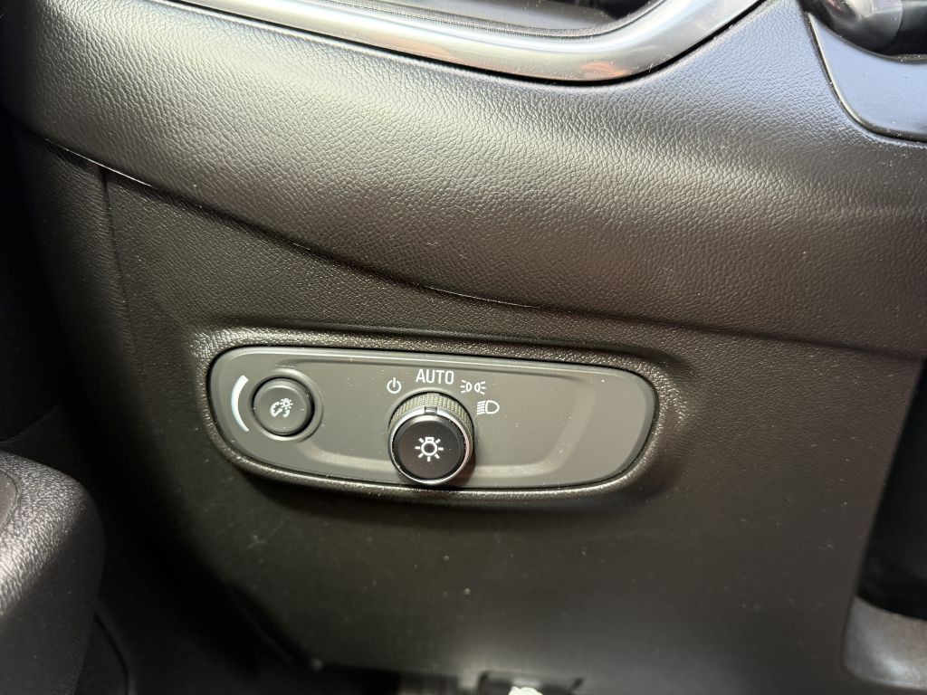 2020 Chevrolet Equinox Image 21