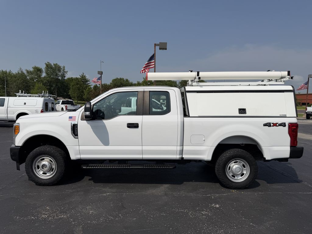 2017 Ford F-250 Image 4