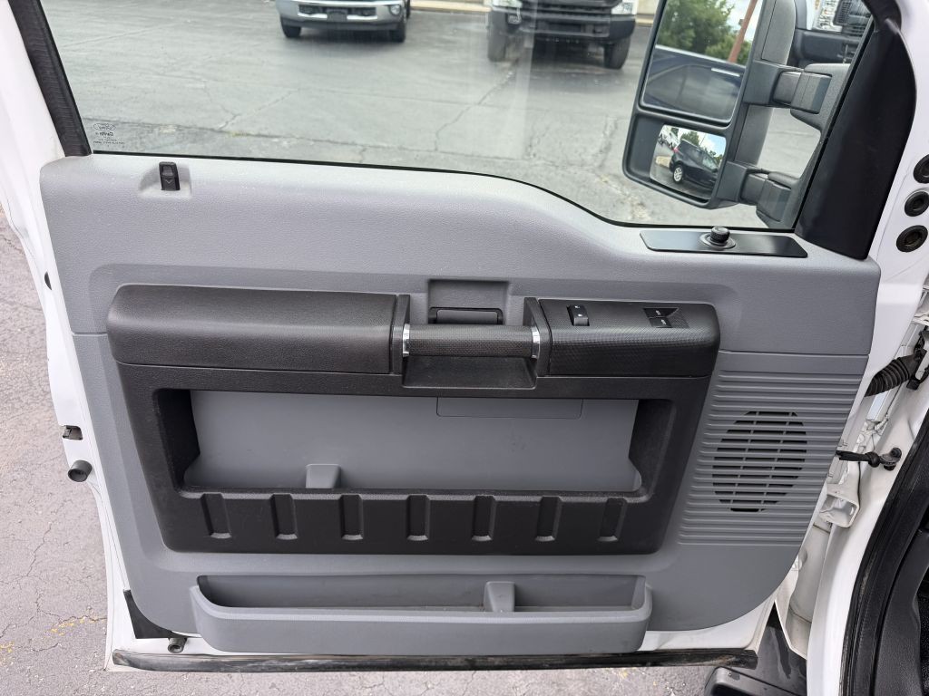 2016 Ford F-250 Image 9