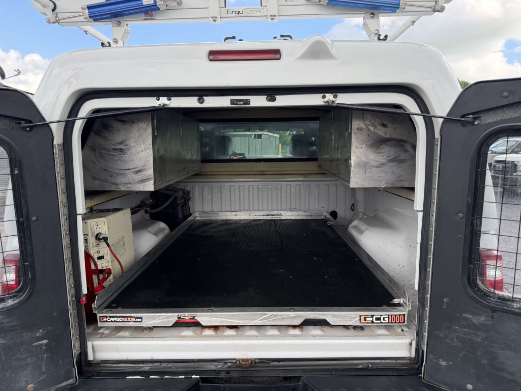 2016 Ford F-250 Image 32