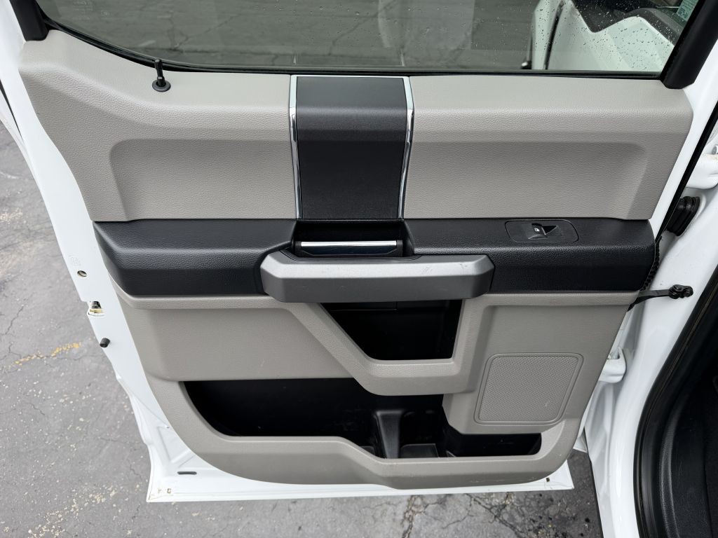 2017 Ford F-350 Image 15