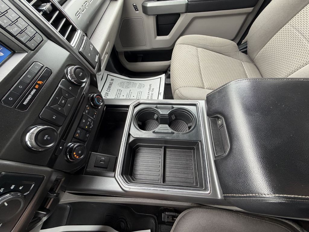 2017 Ford F-350 Image 20
