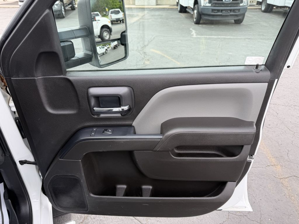 2016 Chevrolet Silverado 1500 Image 11