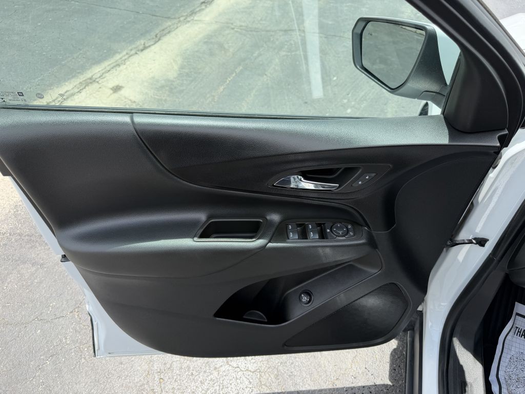 2023 Chevrolet Equinox Image 9