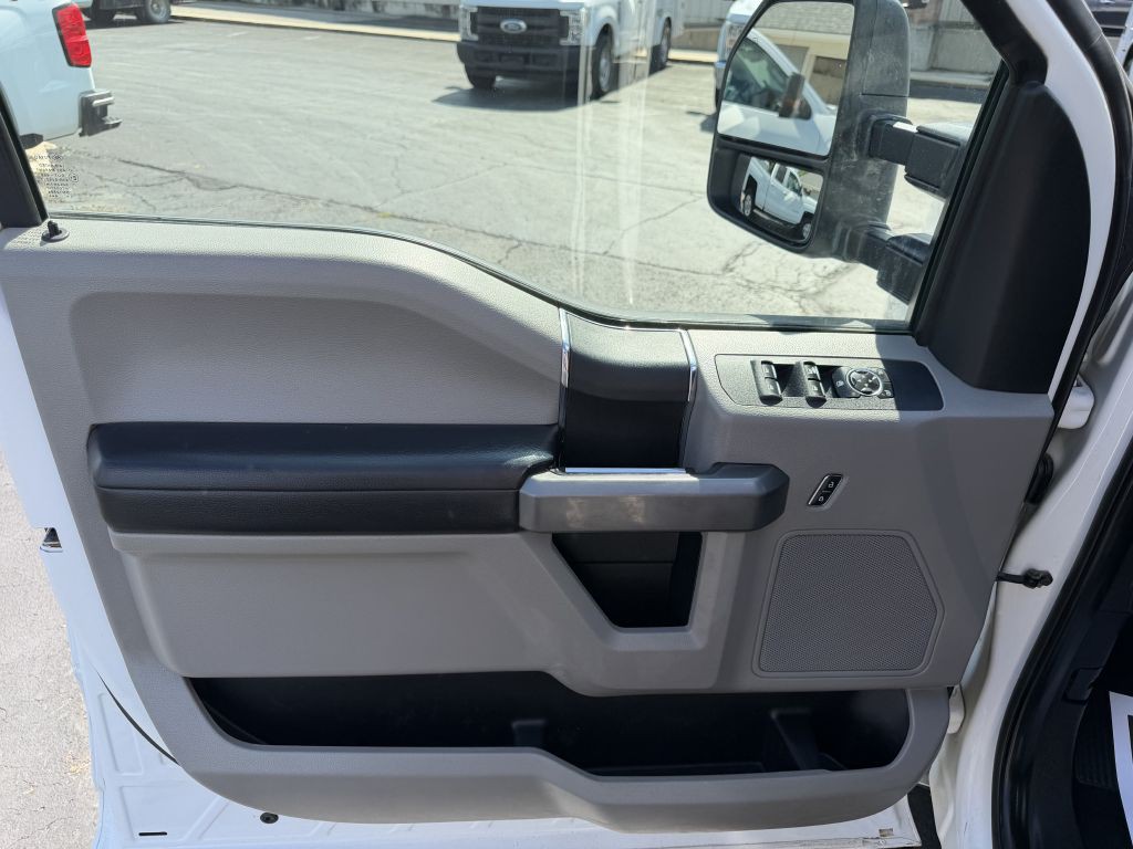 2019 Ford F-350 Image 9