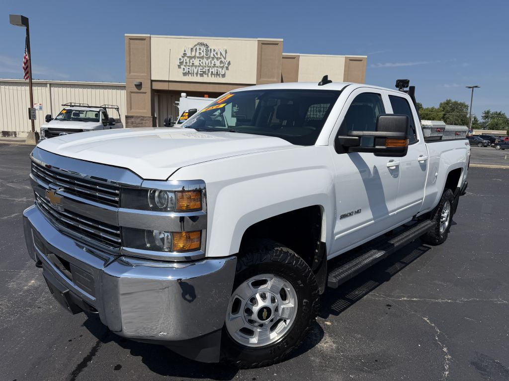 2017 Chevrolet Silverado 1500 Image 3